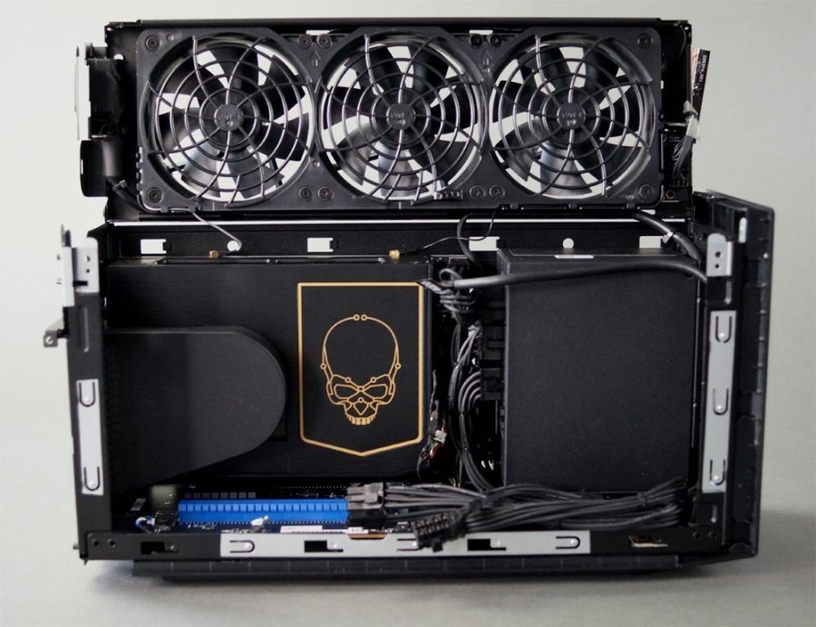 Mini PC Intel NUC11BTMi7 i7 11700 Barebone Kit NUC 11 Beast Canyon - Gambar 2